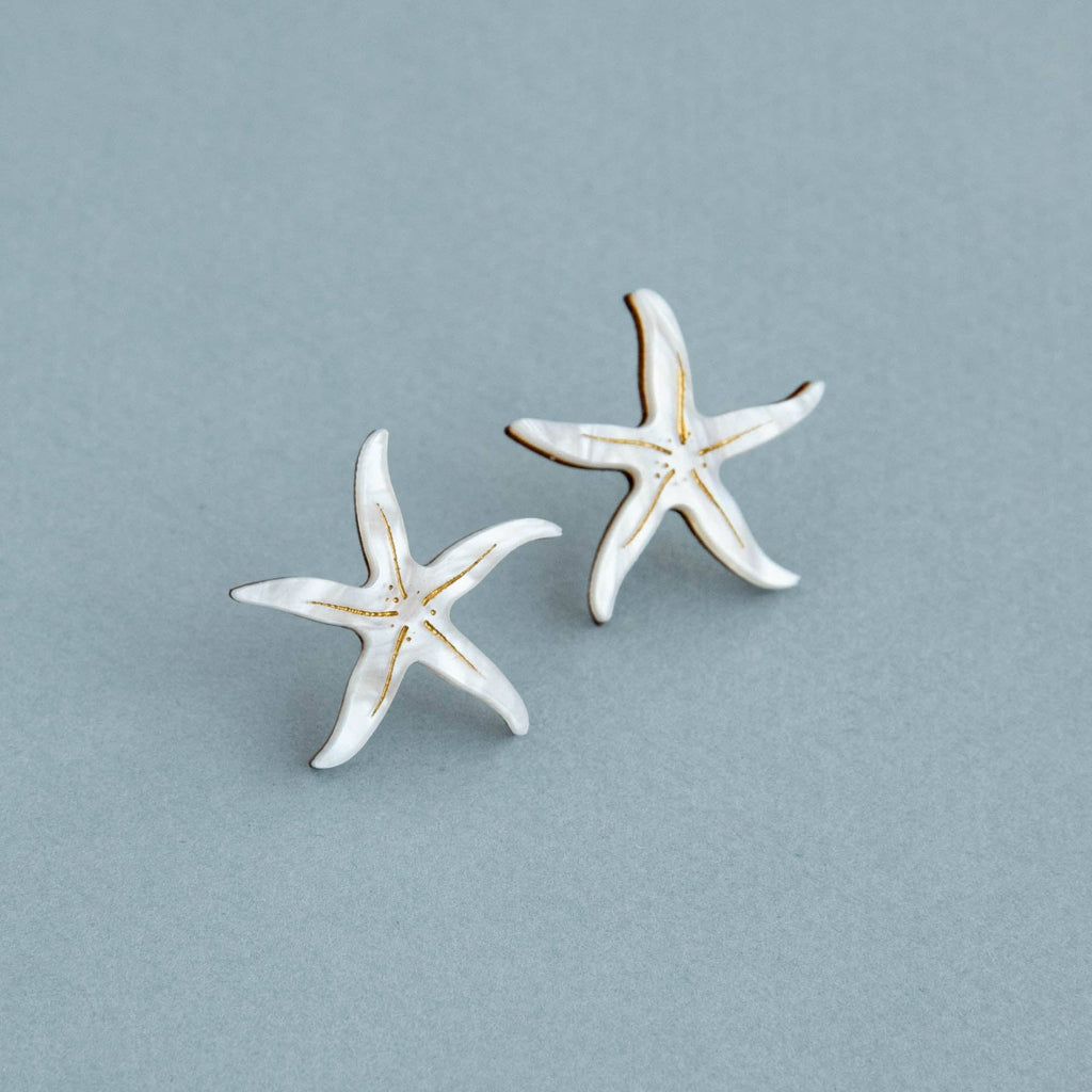 Starfish Pearly White Stud Earrings