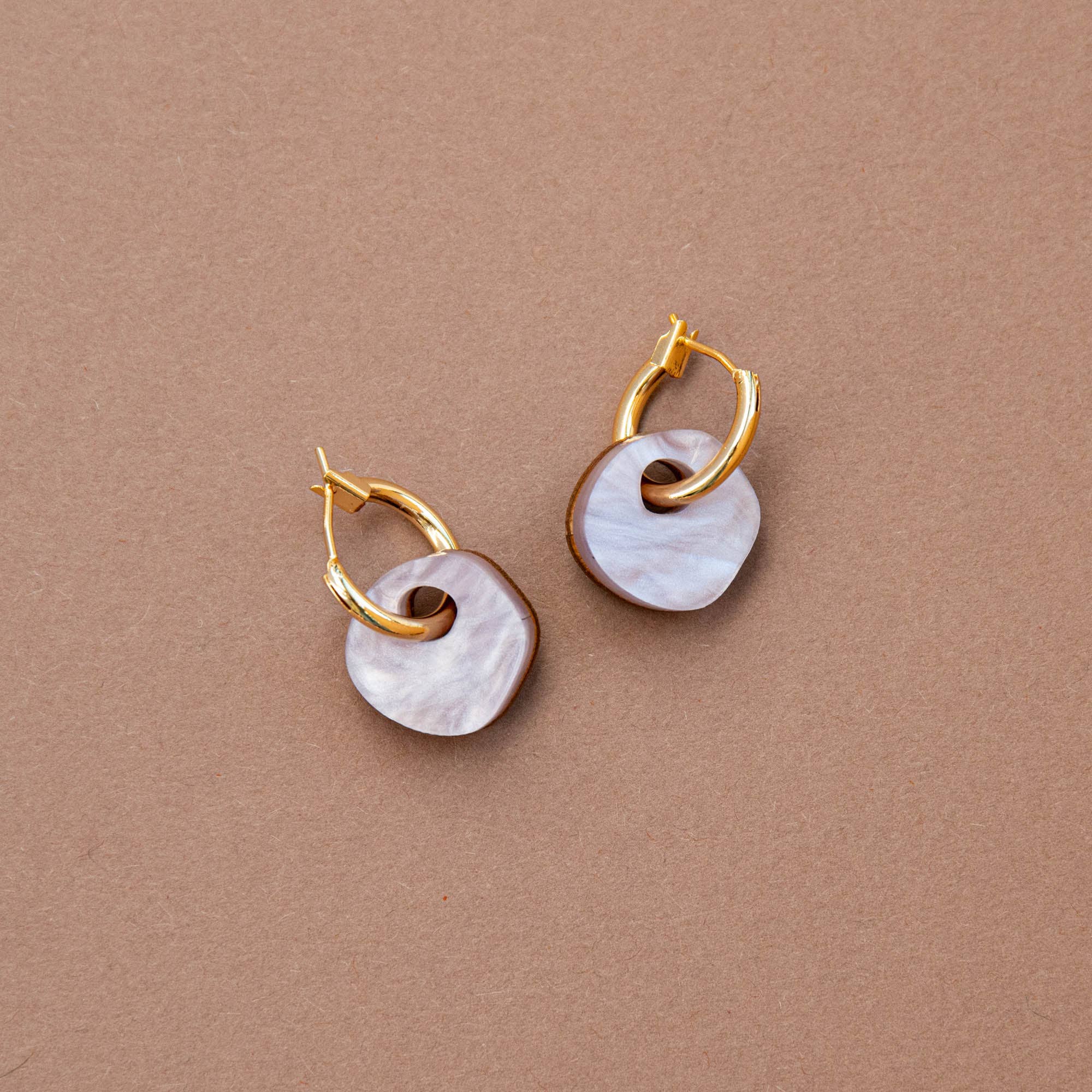 Surround Hoop Earrings : Lilac