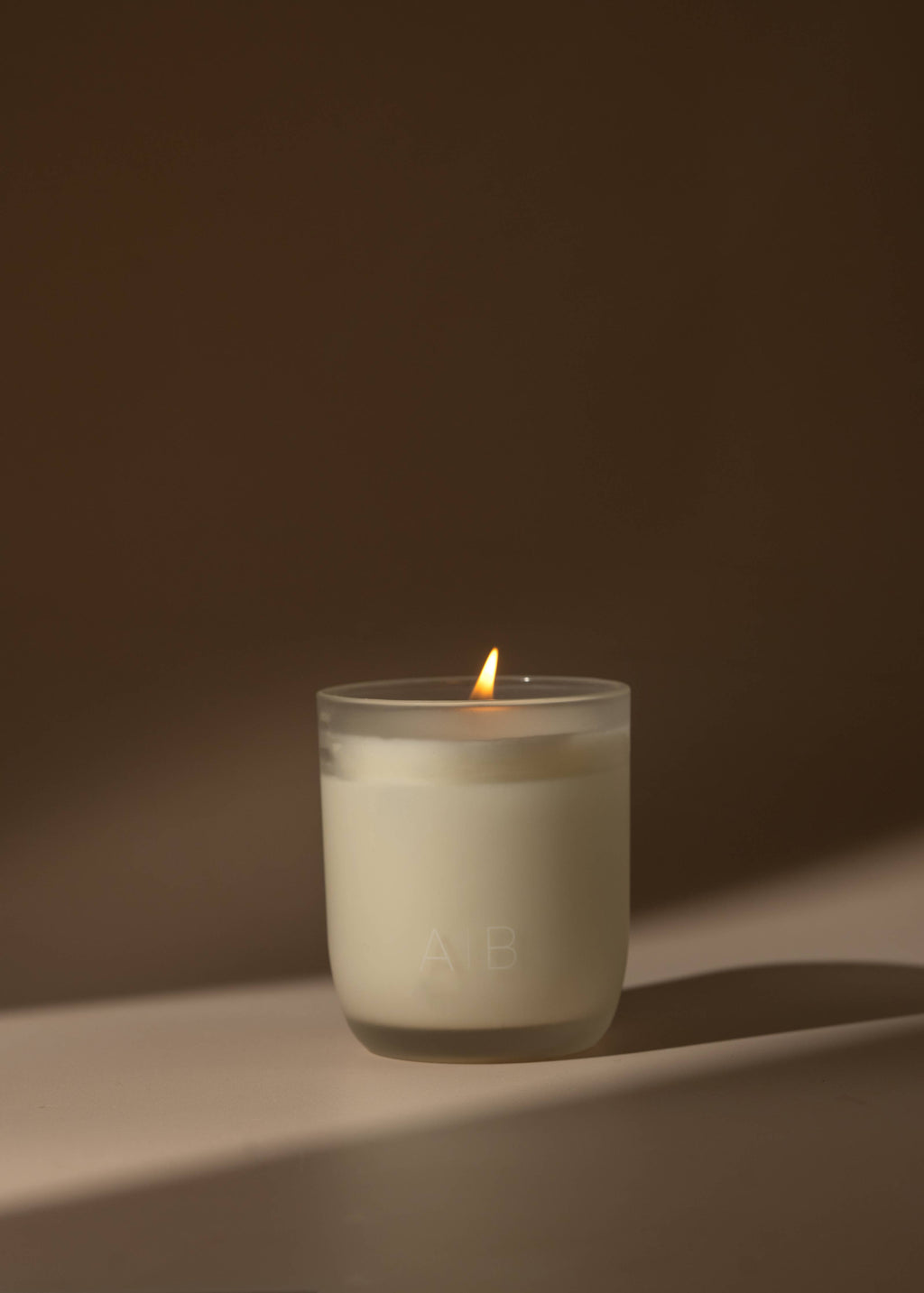 Amber, Bergamot & Vanilla scented candle