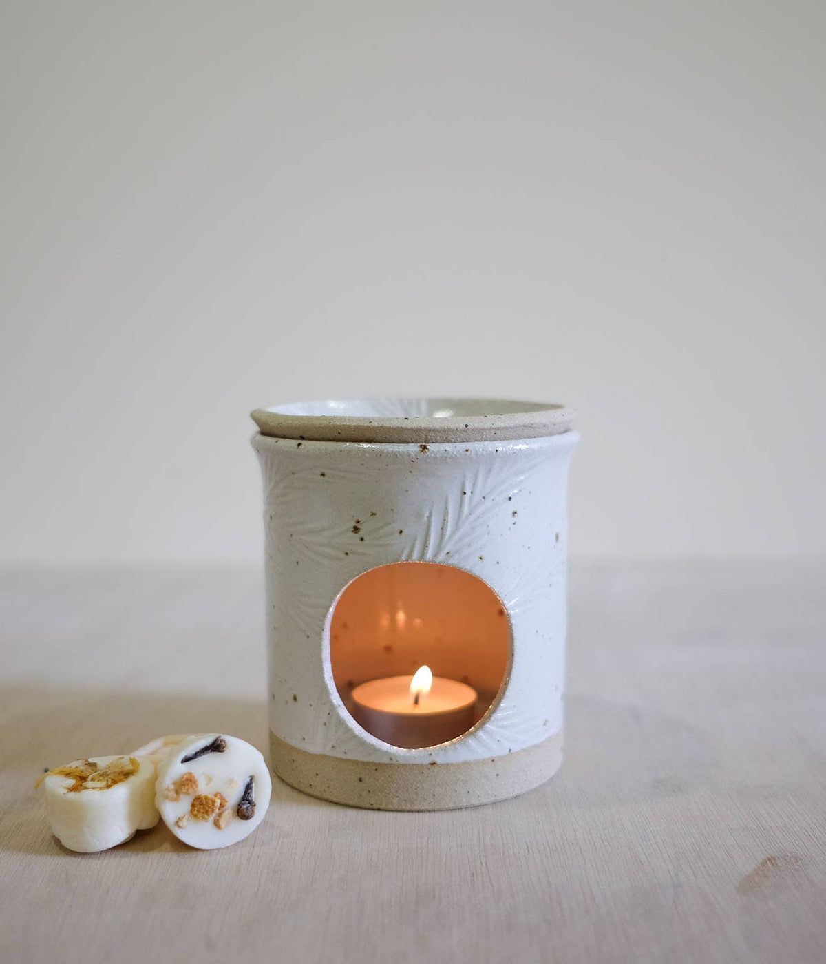 Handmade Wax Melt Burners: Speckled White