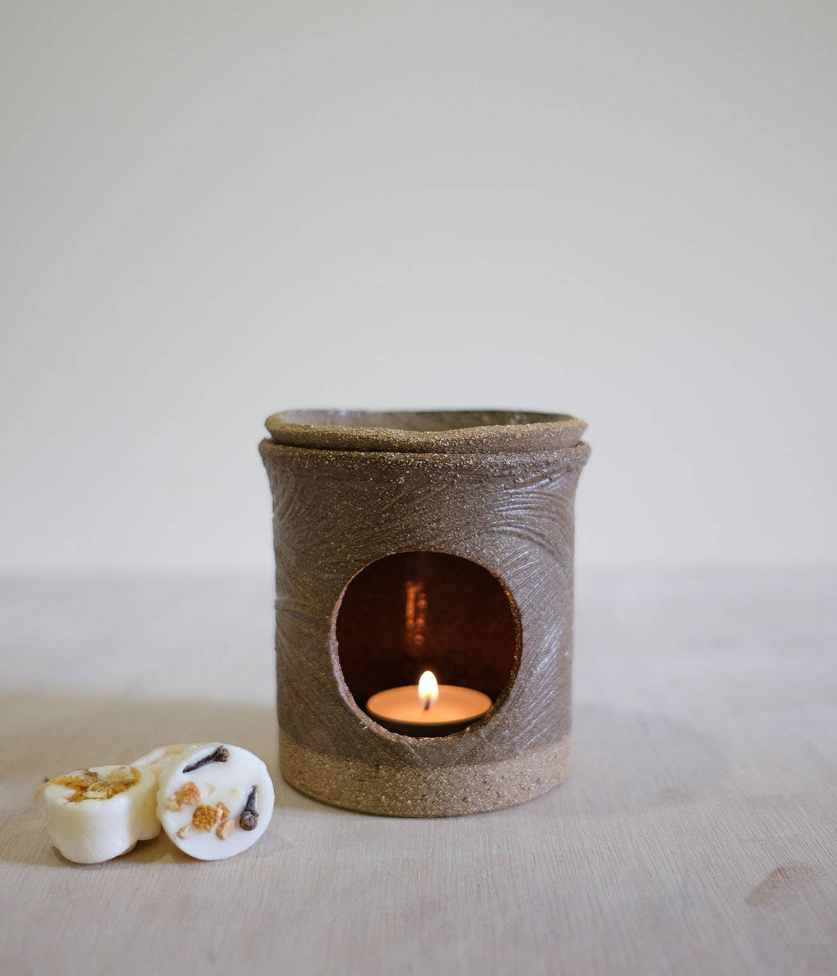 Handmade Wax Melt Burners: Speckled White