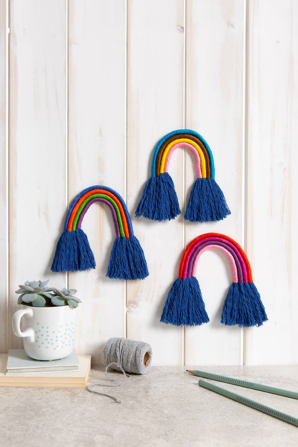 Macrame Rainbow Craft Kit: Flamingo