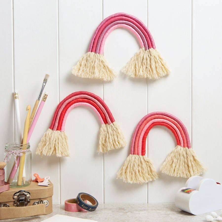 Macrame Rainbow Craft Kit: Flamingo