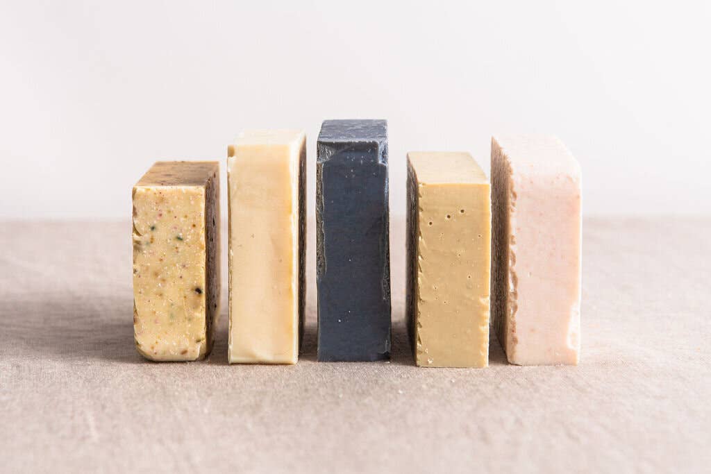 Lavender + Geranium Soap -Vegan, Cruelty Free + Plastic Free: With Packaging £6.00